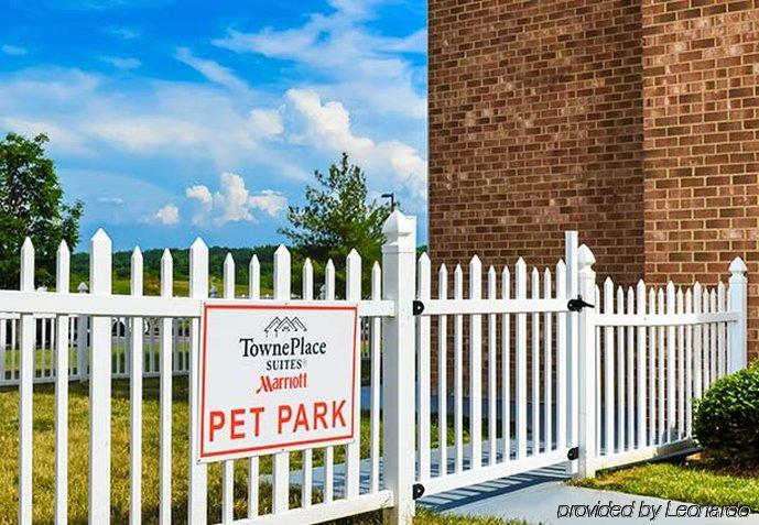 Towneplace Suites Fredericksburg Exterior photo